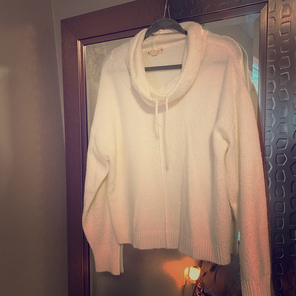 White drawstring sweater